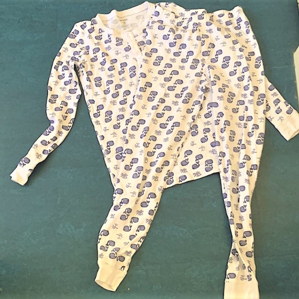 Roller Rabbit Blue Whale PJs girls 14 like new!
